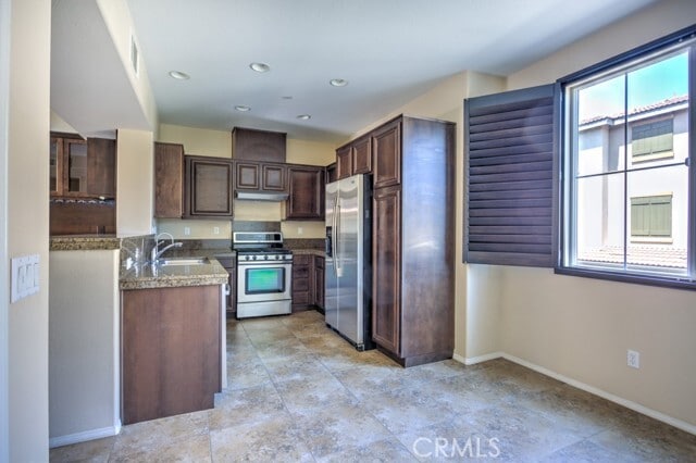 Building Photo - 17871 Shady View Dr