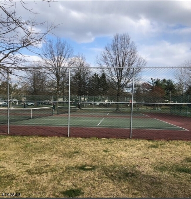 Tennis Court - 5 Caitlin Ct