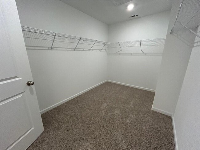 Building Photo - 207 Kinship Dr