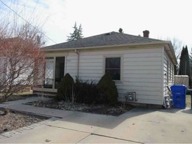 Front of house - 805 W Harris St