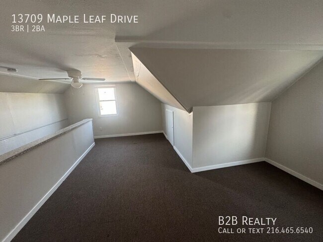 Building Photo - 13709 Maple Leaf Dr