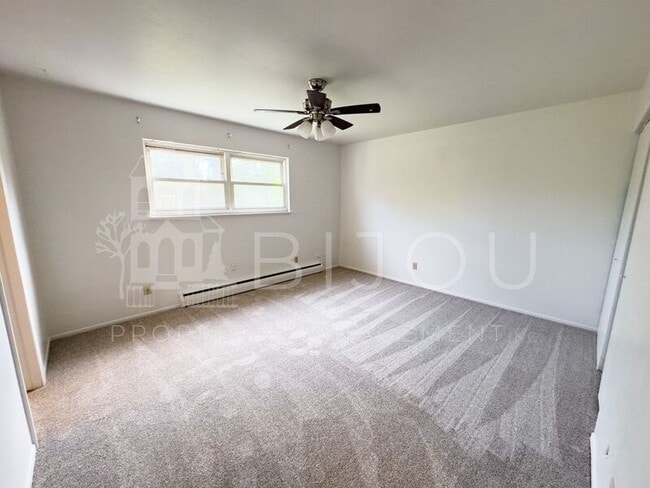 Building Photo - 206 Catalina Pl