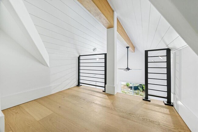 Building Photo - 5000 Creek Meadow