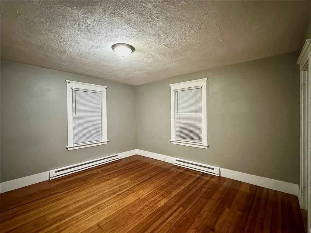 Building Photo - 10 Lachance St