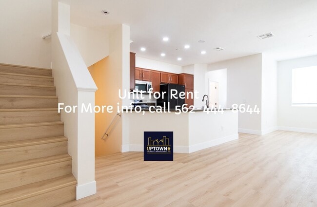 Building Photo - Townhome - 2 Bedrooms-2.5 Baths - Brea