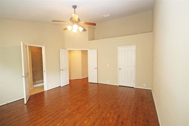 Building Photo - 13600 Breton Ridge St