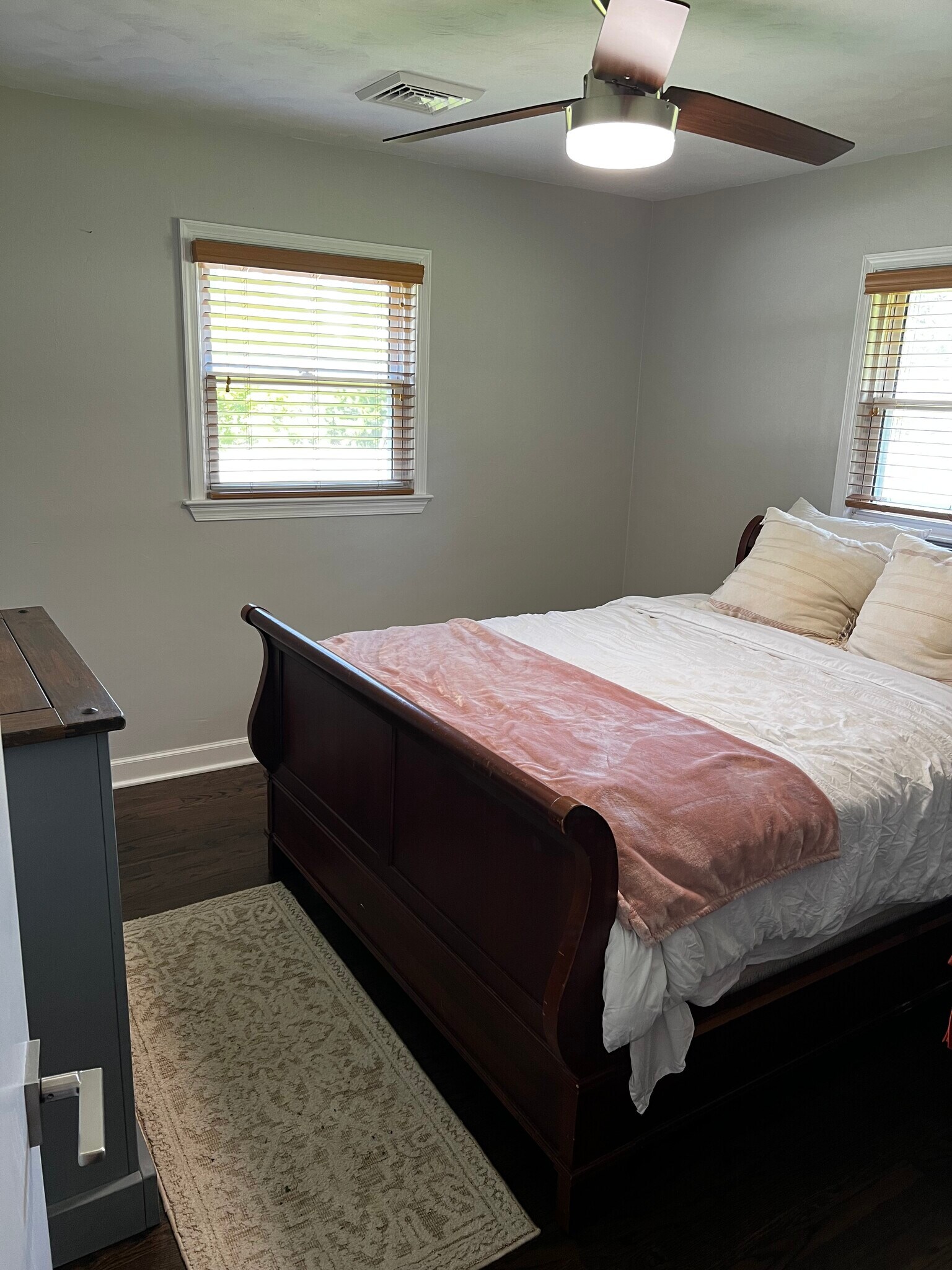 Building Photo - 101 Mary Ann Dr