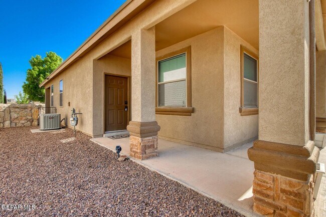 Building Photo - 14447 Miguel Terrazas Dr