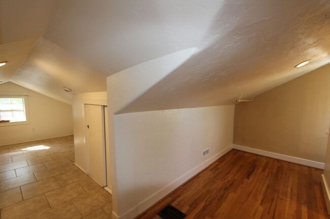 Building Photo - Charming 3BR Home Downtown | Hardwood Floors + In-Unit Washer/Dryer