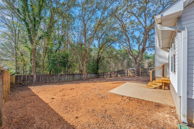 Building Photo - 423 Northview Ln