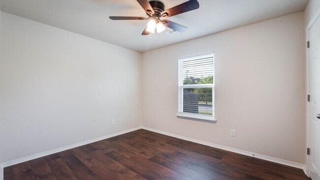 Building Photo - 1091 S Spritz Dr