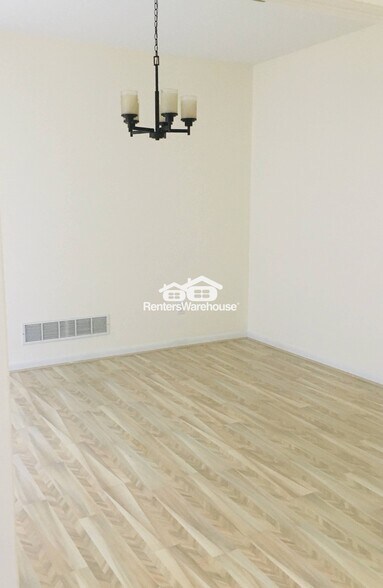 Building Photo - 11080 Kimball Crest Dr