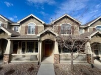 Building Photo - Updated Townhome in North Colorado Springs