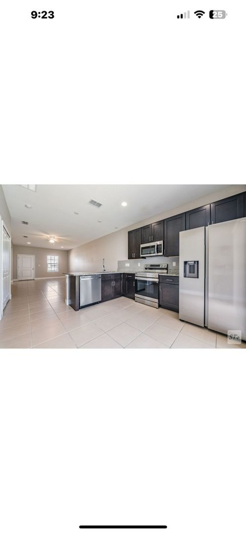 Building Photo - Spacious 3BR Duplex in Kissimmee