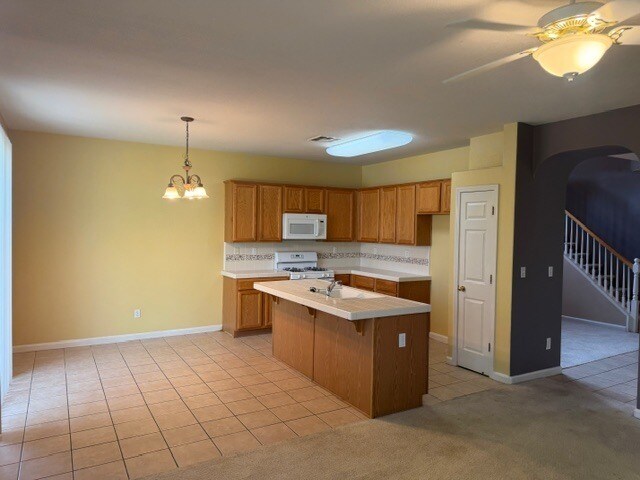 Building Photo - 8033 Farin Ct