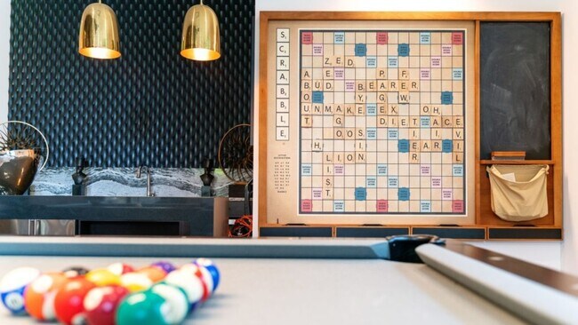 Building Photo - 120 NE 4th St