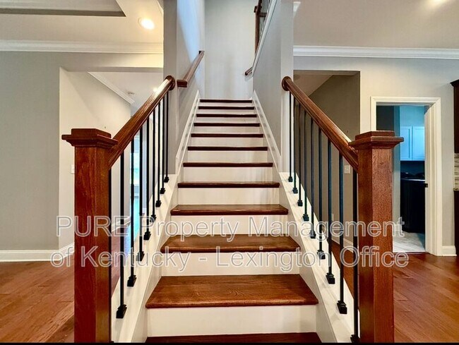 Building Photo - 242 Ikebana Dr