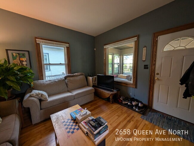 Building Photo - 2658 Queen Ave N