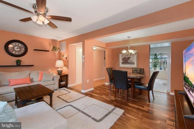 Building Photo - 4916 Van Masdag Ct