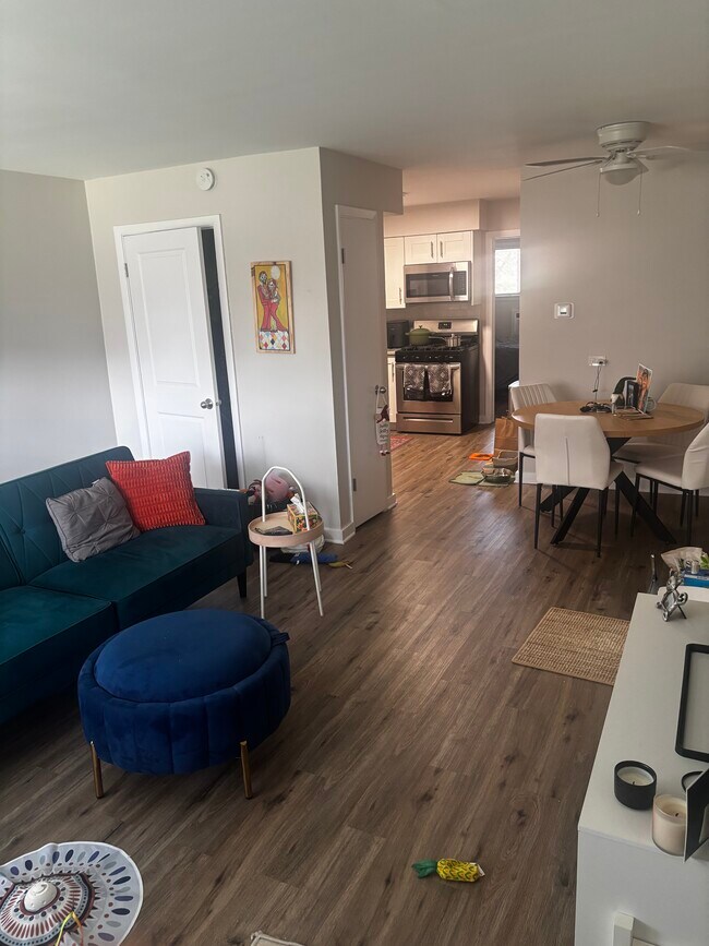 Building Photo - 1348 Brown St