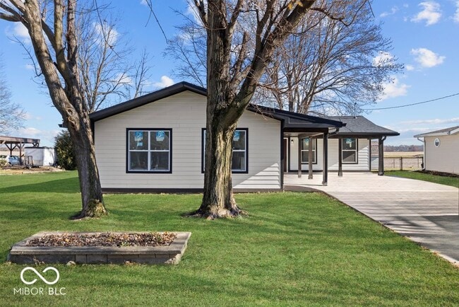 Building Photo - 804 S Albany St