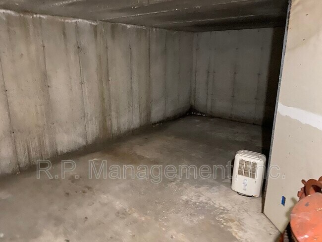 Building Photo - 4626 Linnea Ln