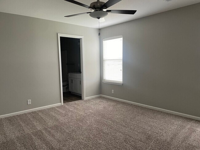 Building Photo - 4 bedroom available in Blue Springs! Coming Soon!