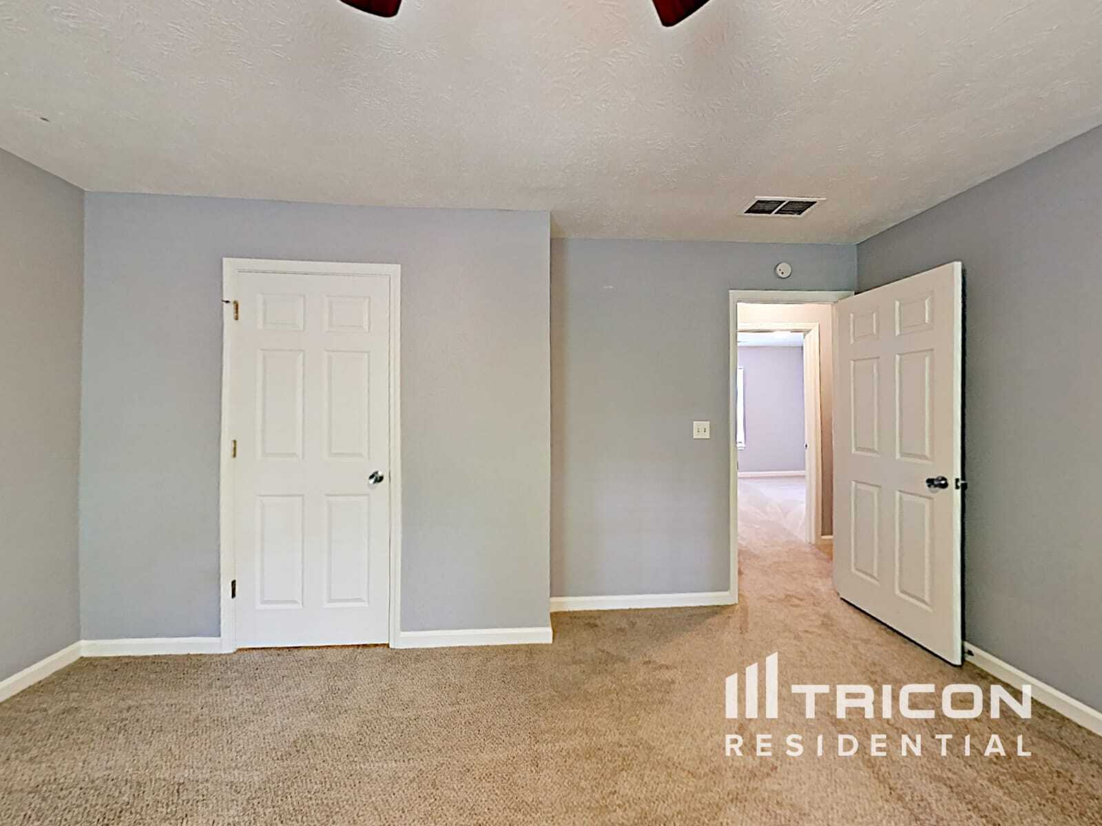 Building Photo - 303 Mephisto Cir