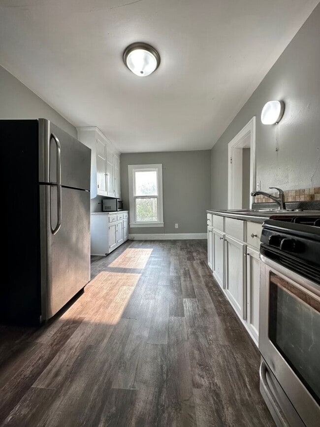 Building Photo - 318 N 27th Ave