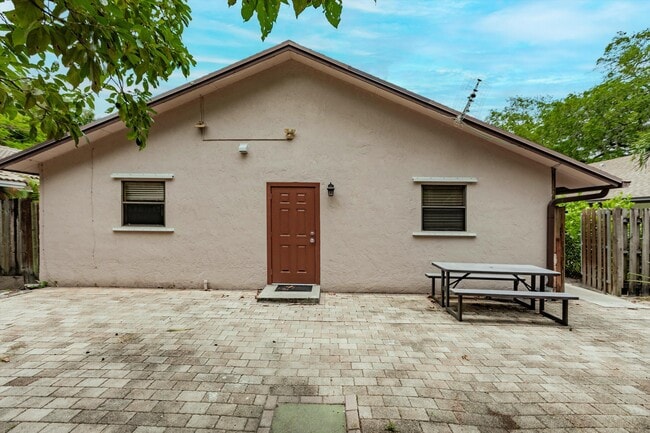 Building Photo - 1786 SW 22nd St