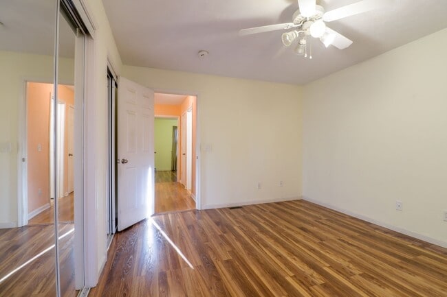 Building Photo - Montgomery- Nova