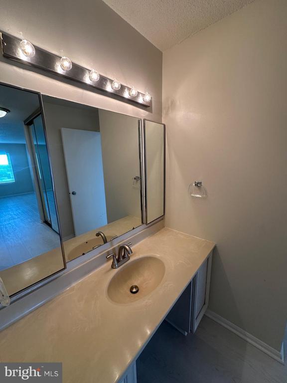 Building Photo - 8350 Greensboro Dr