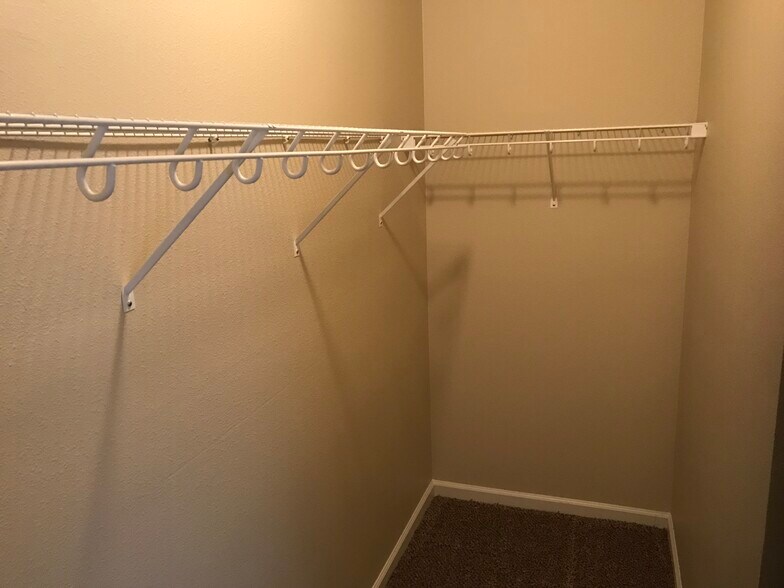 Building Photo - 213 Antigua Pl