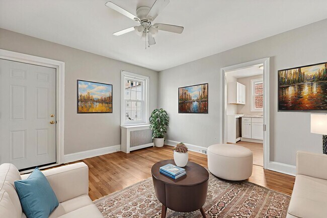 Building Photo - Updated 2BR Apartment in the Heart of West Chester Borough