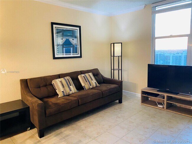 Building Photo - 2501 S Ocean Dr