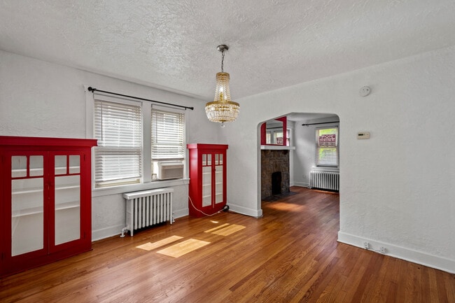 Building Photo - 161 Morrison Dr