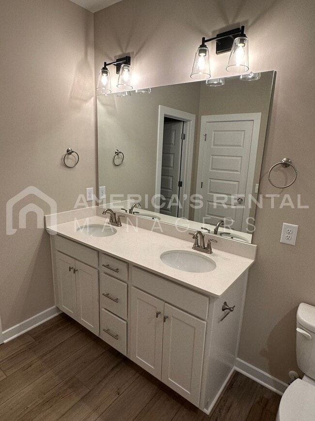Building Photo - Home for Rent in Bessemer, AL!!! Available to View NOW!