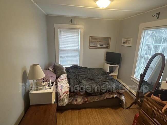 Building Photo - 6 Old Chester Rd