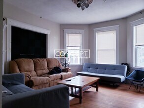 Building Photo - 45 Cherokee St