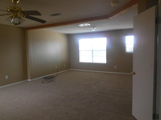 Building Photo - 1519 Sedbury Way