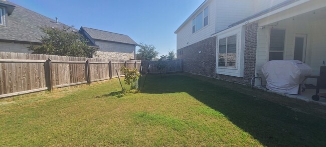 Building Photo - 5801 Antioch Cv