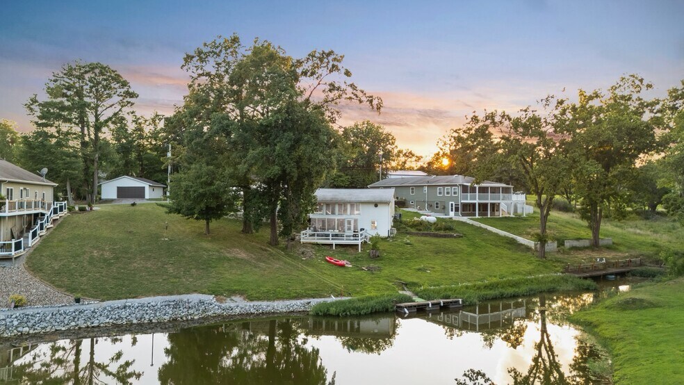 house - 13211 S Egypt Shores Dr