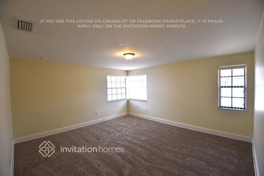 Building Photo - 16501 NW 84th Ct