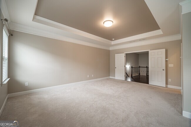 Building Photo - 2483 Norwood Dr SE