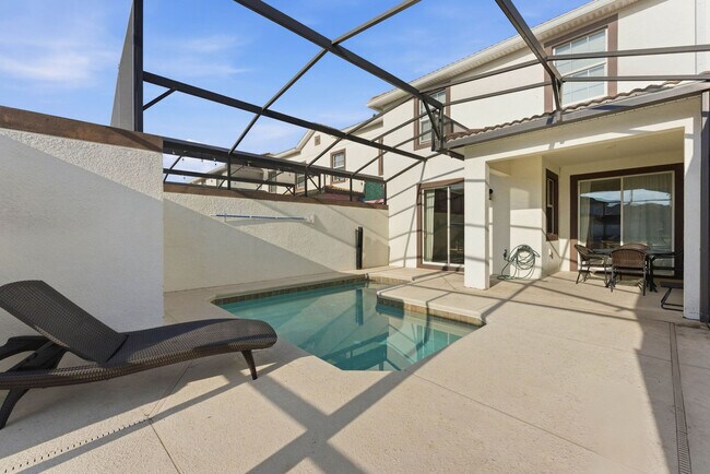 Building Photo - 8924 Stinger Dr