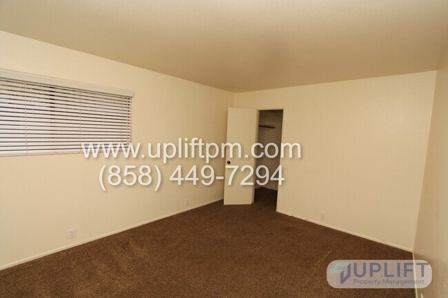 Building Photo - Choctaw Dr (4728-30)