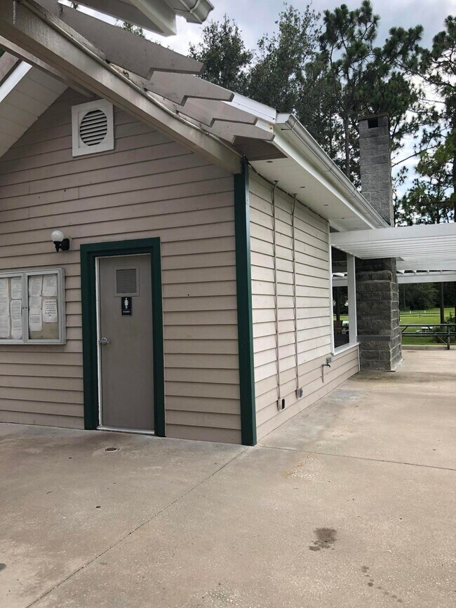 Building Photo - 8179 Crosswind Rd