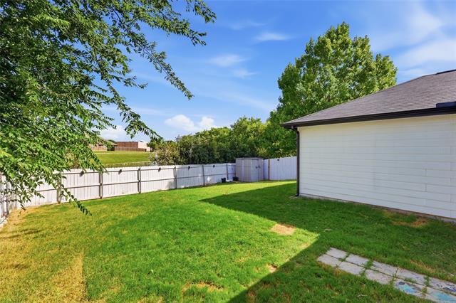 Building Photo - 417 Niagara Falls Dr