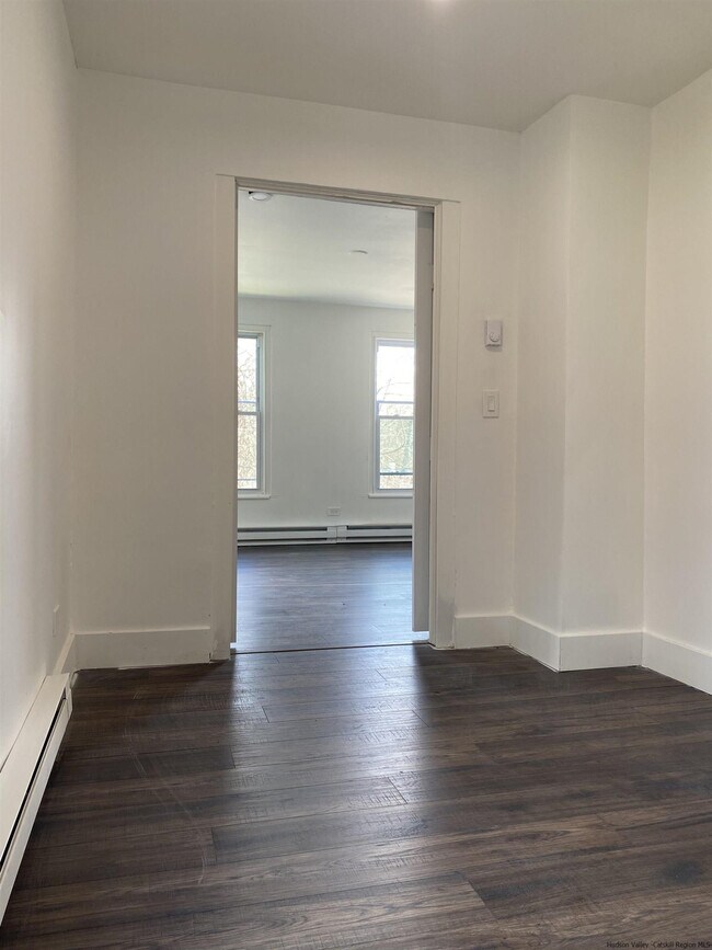 Building Photo - 1465 Creek Locks Rd