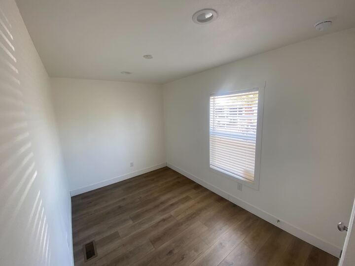 Building Photo - 2060 N Center St